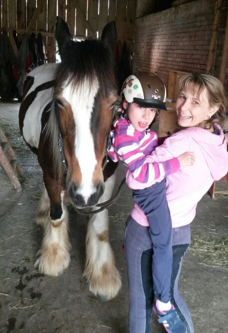 Live-Reittherapie, Ihre Reittherapie / Hippotherapie für die ganze Familie. Pferdegestütztes Persönlichkeitstraining, Therapeutisches Reiten, in Weinsberg, Heilbronn und im gesamten Unterland